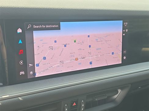 Used 2025 Porsche Cayenne image 30