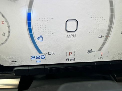 Used 2025 GMC Hummer EV 2X w/ Extreme Off-Road Package AWD/4WD image 16