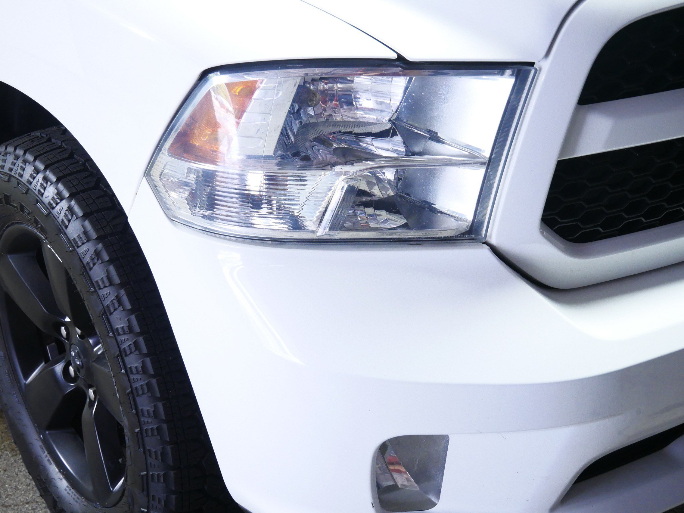 Used 2016 RAM 1500 Express AWD/4WD image 16