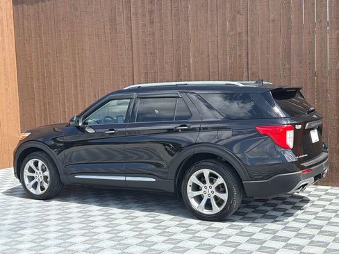 Used 2020 Ford Explorer Platinum w/ Premium Technology Package AWD/4WD image 16
