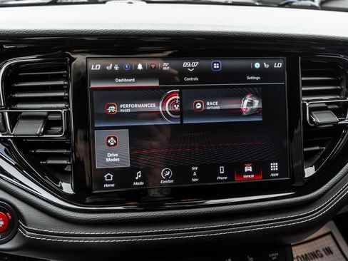 Used 2021 Dodge Durango SRT Hellcat w/ Trailer Tow Group IV AWD/4WD image 10