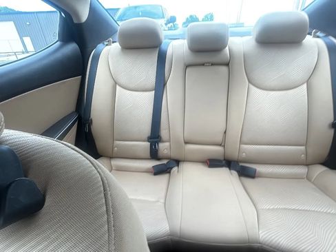 Used 2012 Hyundai Elantra GLS w/ Preferred Pkg 3 FWD image 12
