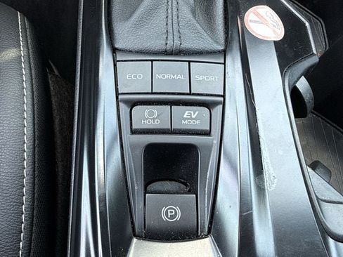 Used 2026 Toyota Camry SE FWD image 21