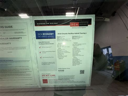 Used 2018 Chrysler Pacifica Touring-L image 13