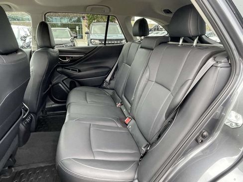 Used 2021 Subaru Outback Limited XT w/ Popular Package #2 AWD/4WD image 3