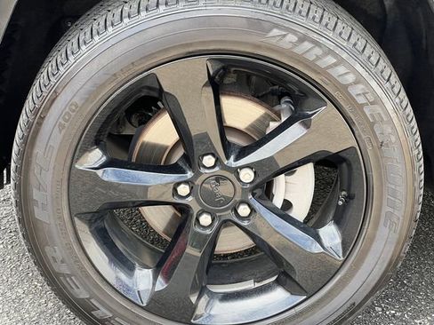 Used 2024 Jeep Grand Cherokee Altitude AWD/4WD image 7