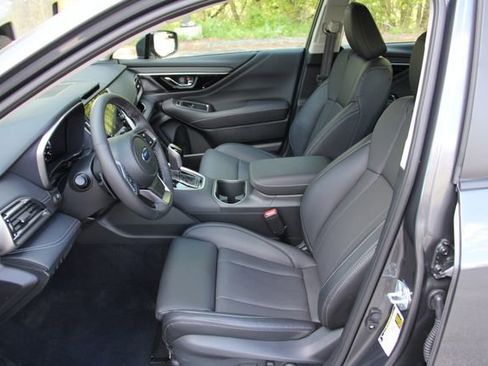 Used 2025 Subaru Legacy Limited AWD/4WD image 18