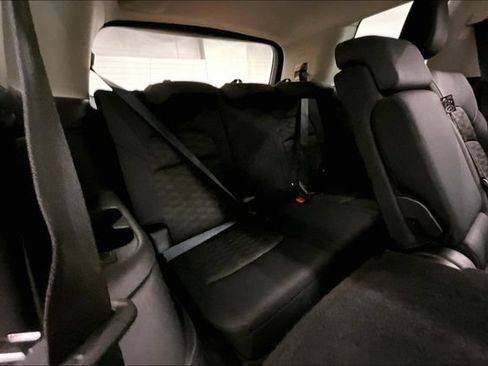 Used 2024 Nissan Pathfinder SV AWD/4WD image 33