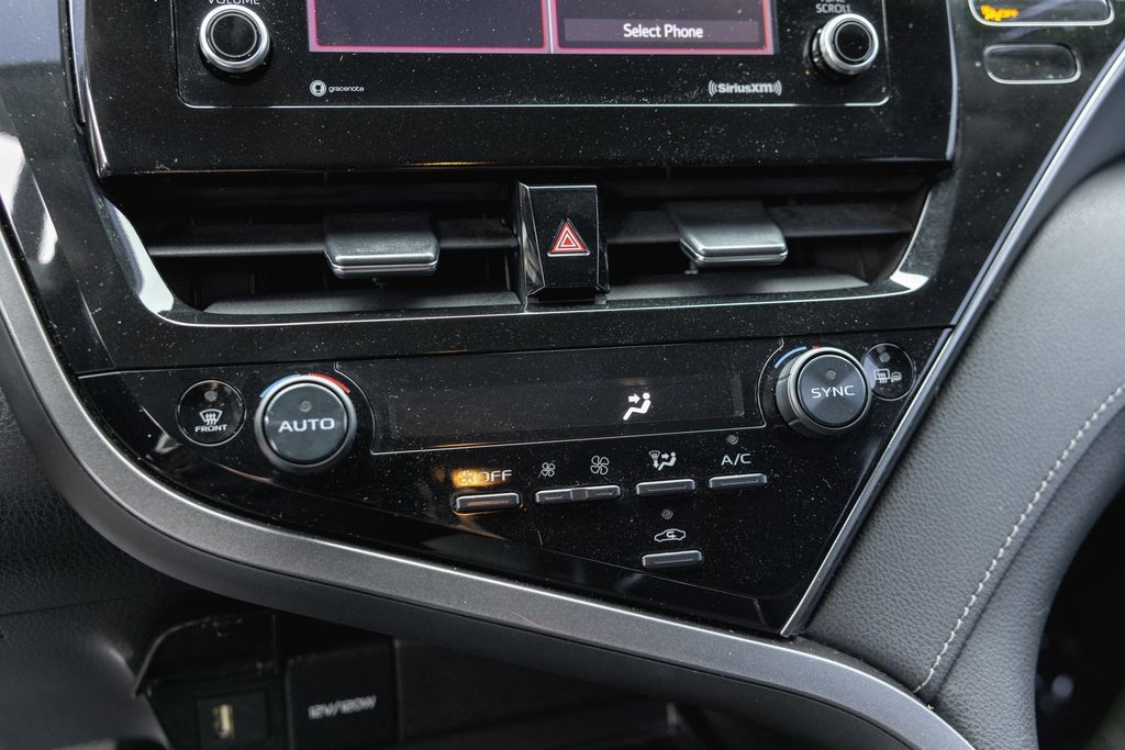 Certified 2022 Toyota Camry LE w/ Convenience Package FWD image 22