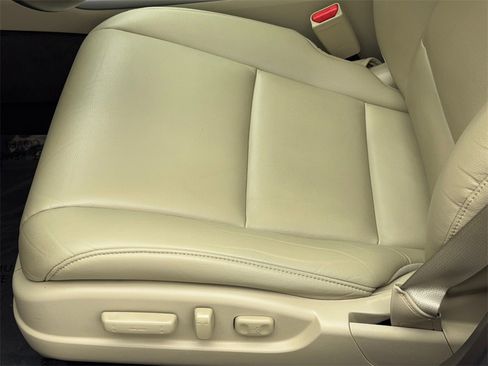 Used 2018 Acura TLX V6 image 33