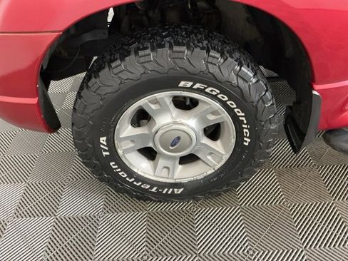 Used 2004 Ford Explorer Sport Trac XLS image 25