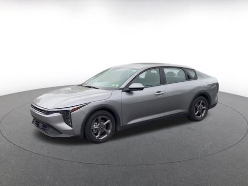 Used 2025 Kia K4 FWD image 7