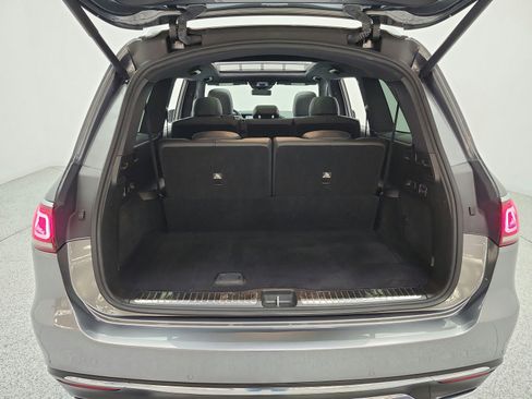 Used 2022 Mercedes-Benz GLS 450 4MATIC image 21