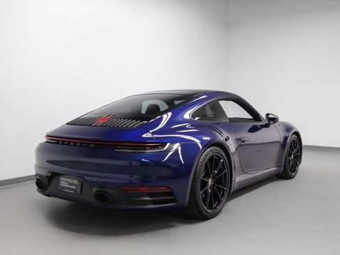 Certified 2024 Porsche 911 Carrera T RWD image 12