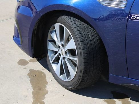 Used 2019 Kia Optima S image 9