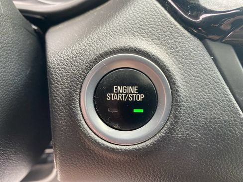 Used 2019 Buick Envision Premium AWD/4WD image 40