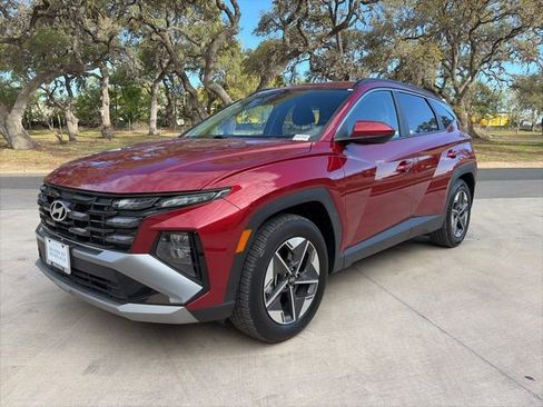 Used 2025 Hyundai Tucson SEL FWD image 1