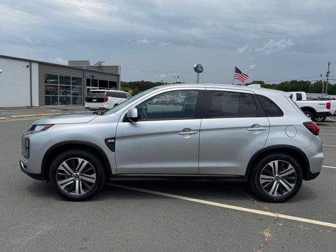 Used 2025 Mitsubishi Outlander Sport ES AWD/4WD image 7