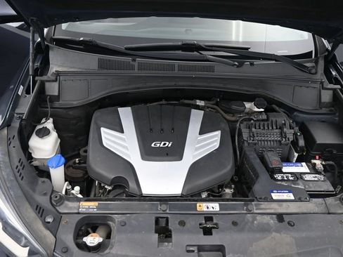 Used 2019 Hyundai Santa Fe XL SE AWD/4WD image 19