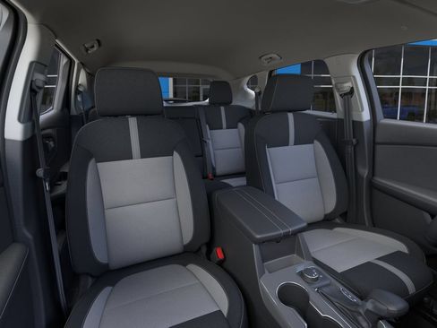 New 2026 Chevrolet Blazer LT w/ Convenience Package FWD image 16