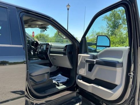 Used 2021 Ford F250 XLT w/ XLT Premium Package AWD/4WD image 15