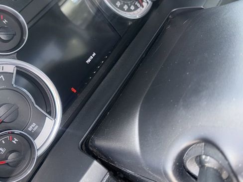 Used 2016 RAM 1500 Sport image 10