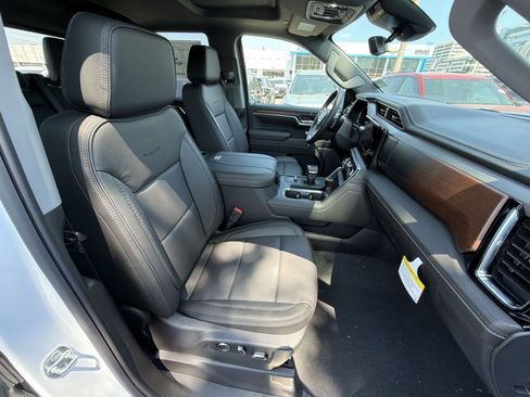 New 2026 GMC Sierra 1500 Denali AWD/4WD image 28