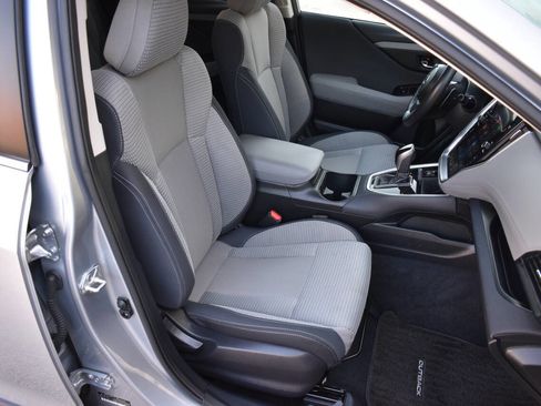 Used 2024 Subaru Outback Premium image 21