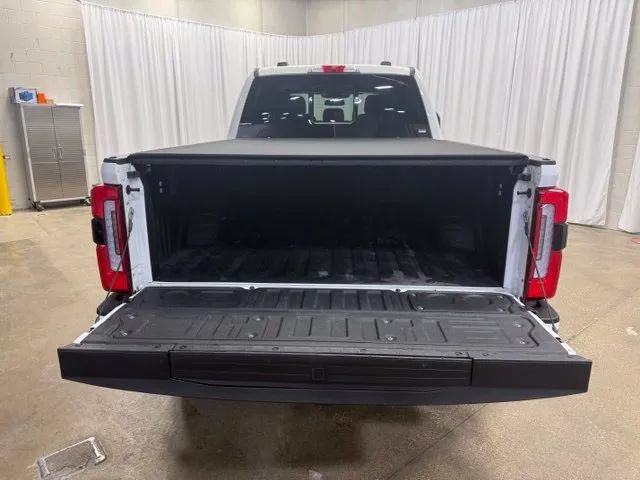 Used 2025 Ford F250 Platinum w/ Platinum Plus Package AWD/4WD image 24