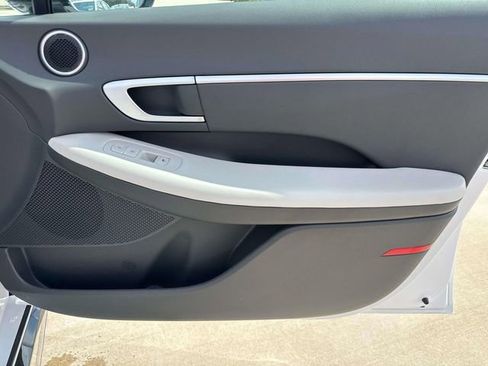 New 2026 Hyundai Sonata SEL FWD image 17