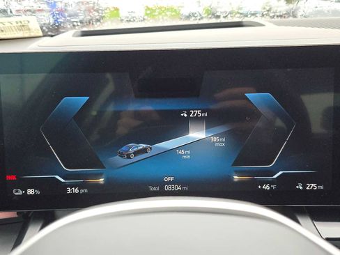 Used 2024 BMW i5 eDrive40i w/ M Sport Package image 29