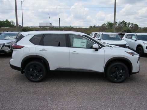 New 2026 Nissan Rogue SV FWD image 2
