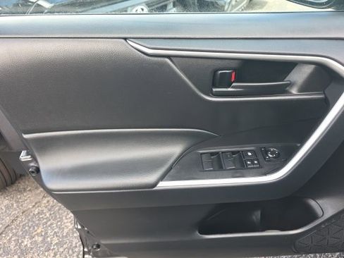 Used 2024 Toyota RAV4 LE image 13
