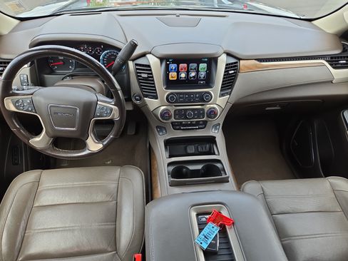 Used 2020 GMC Yukon Denali AWD/4WD image 23