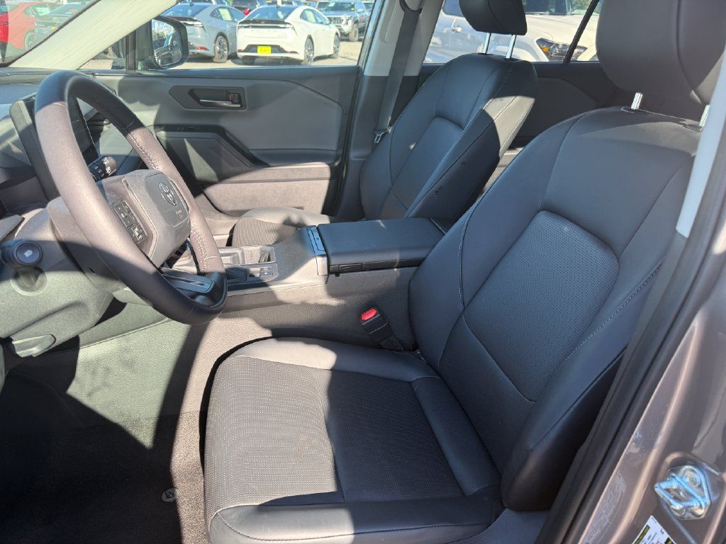 Used 2026 Toyota RAV4 XLE Premium AWD/4WD image 4