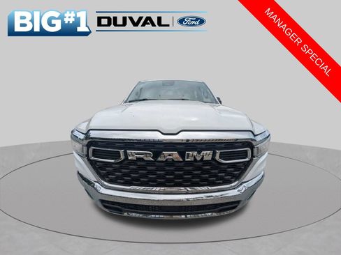 Used 2025 RAM 1500 Big Horn AWD/4WD image 9
