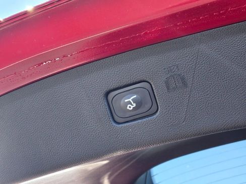 Certified 2024 Ford Edge SEL w/ Convenience Package image 18