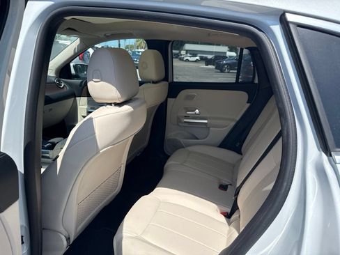 Used 2023 Mercedes-Benz GLA 250 image 8