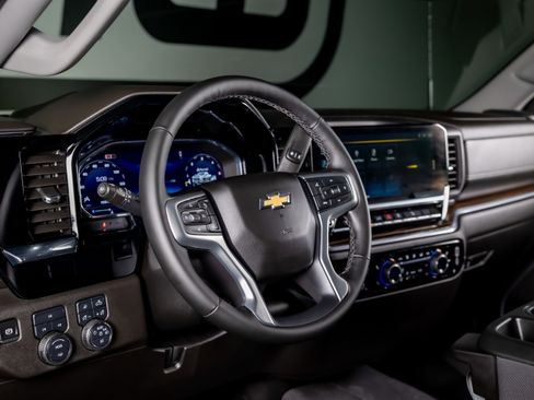 Used 2025 Chevrolet Silverado 2500 LT w/ All Star Edition image 33