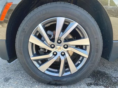 Used 2023 Chevrolet Equinox LT AWD/4WD image 31