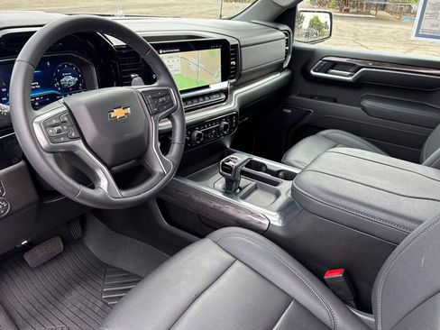Used 2025 Chevrolet Silverado 1500 LTZ w/ LTZ Premium Package AWD/4WD image 10