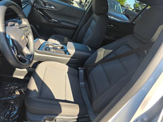 Used 2026 Chevrolet Equinox LT w/ LPO, Floor Liner Package AWD/4WD image 23