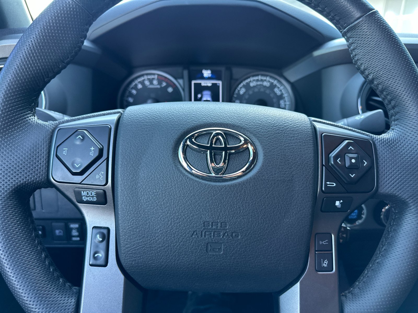 Used 2023 Toyota Tacoma TRD Off-Road AWD/4WD image 22