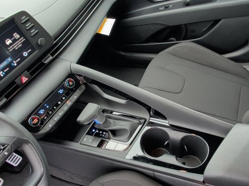 New 2026 Hyundai Elantra SEL Sport Premium image 28
