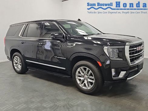 Used 2022 GMC Yukon SLT w/ SLT Premium Package AWD/4WD image 1