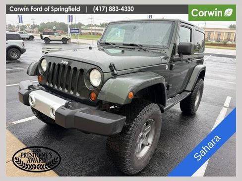 Used 2011 Jeep Wrangler Sahara w/ Connectivity Group AWD/4WD image 1
