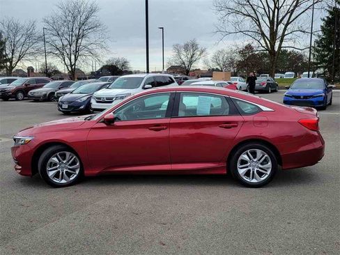 Used 2018 Honda Accord LX image 9