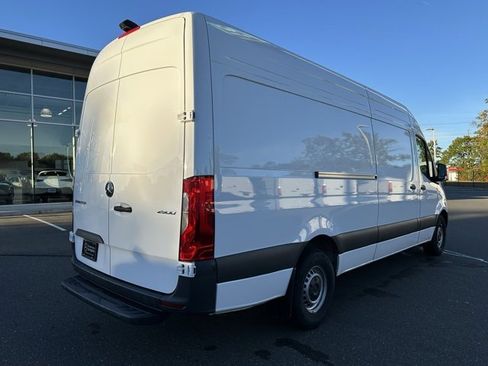 Used 2025 Mercedes-Benz Sprinter 2500 image 7