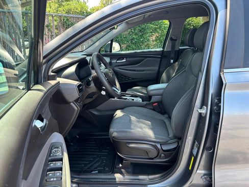 Used 2019 Hyundai Santa Fe SE AWD/4WD image 3