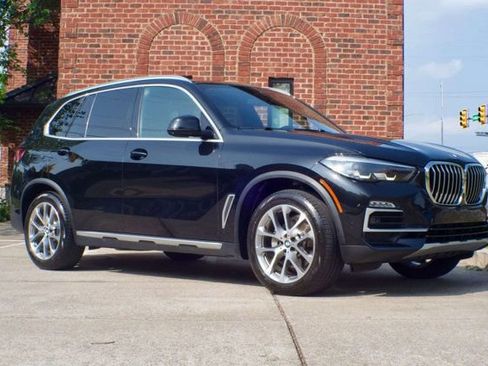 Used 2020 BMW X5 xDrive40i w/ Premium Package AWD/4WD image 3